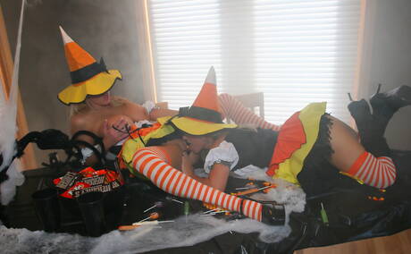 Naughty Allie are pleased to offer you xxx pics featuring Naughty Allie in lesbian love porn