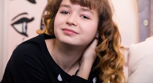 Showy Beauty offers a free xxx photo gallery with Kelly exhibit nice form