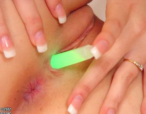 Spooky Cash invite you to explore xxx pics with Bella Star in toying twat sex scene