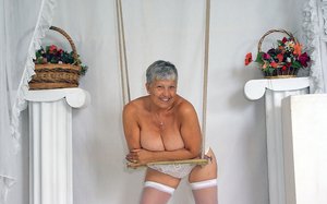 TAC Amateurs invites you to browse their xxx photos with Savana xxx gallery 273599